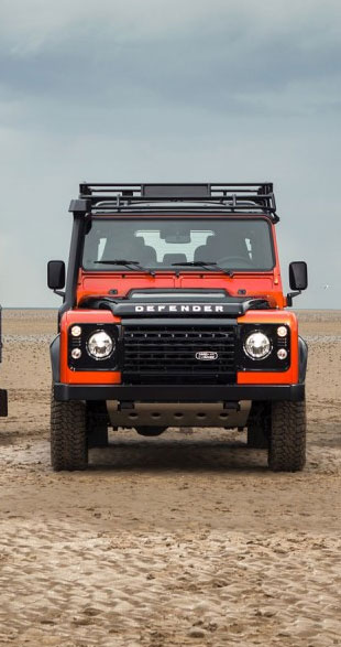 LAND ROVER DEFENDER